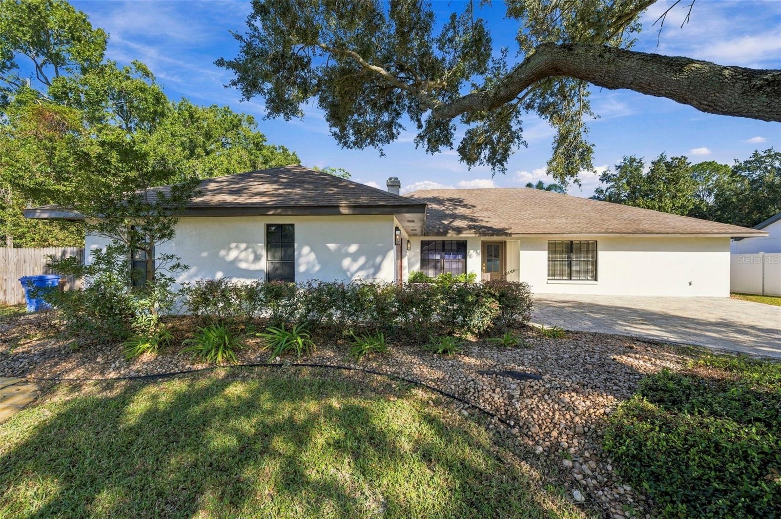 16611 ROUND OAK DRIVE