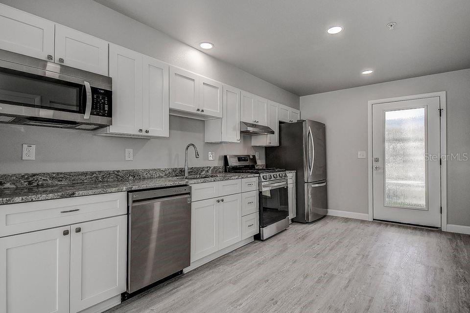 ARTISTRY AT PARK STATION REP - Residential Lease