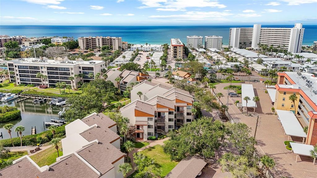 Photo of 1300 Cove Ii Place #710, Sarasota, FL 34242 (MLS # A4666653)