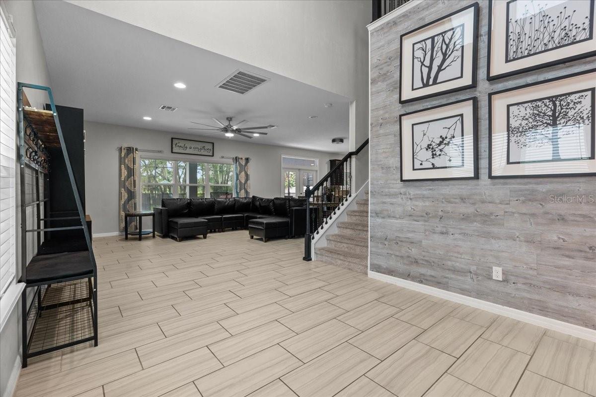 672 SEVEN OAKS BOULEVARD