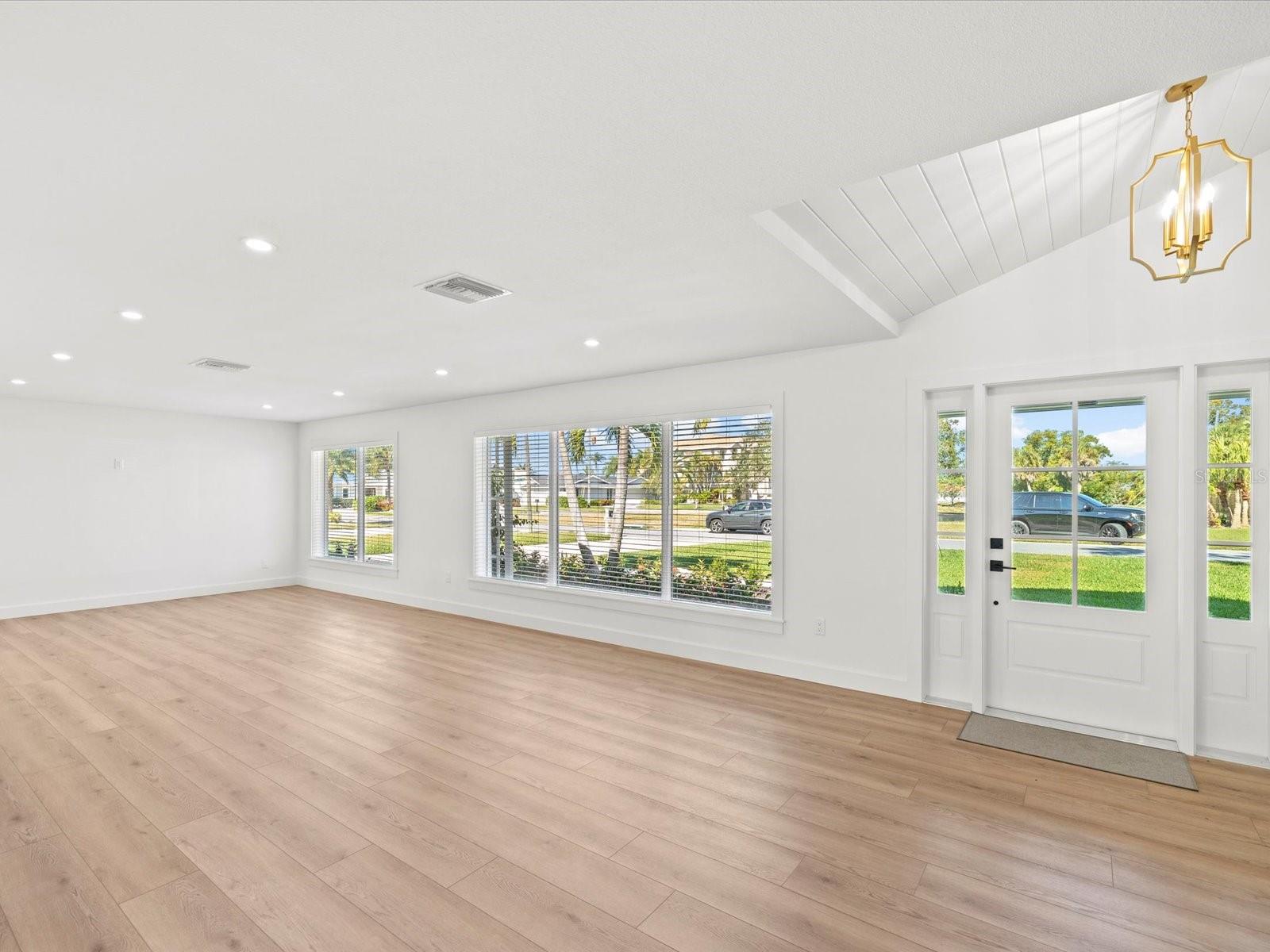 HARBOR BLUFFS SEC 3 - Residential