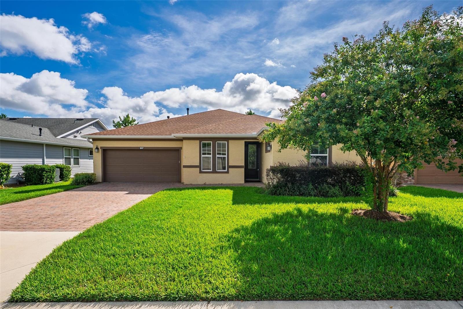 Resort-Style Living in Ocala Preserve | Minutes from WEC & HITS!
Welcome to this beautifully maintained 3-bedroom, 3.5-bath home with a den, located in the highly sought-after Ocala Preserve community. Built in 2018 and in pristine condition, this home offers a spacious open-concept layout with high ceilings and elegant tile flooring throughout the main living areas.
Just off the foyer, you'll find a versatile den—perfect for a home office or additional living space. Nearby, the laundry room features hardwood cabinetry, a utility sink, and a washer & dryer (2018). A convenient half bath is also located in this area.
The split floor plan offers privacy for guests, with two well-appointed guest bedrooms—one with its own en-suite bathroom, making it ideal as a secondary primary suite. A third full bath serves the additional guest room.
The heart of the home is the expansive great room, where the gourmet kitchen flows seamlessly into the living and dining areas. Enjoy granite countertops, a large center island, stainless steel appliances, stylish tile backsplash, hardwood cabinetry, and a generous pantry. Natural light floods the dining space, creating a warm and inviting atmosphere.
The spacious primary suite is located at the rear of the home and easily accommodates a king-size bed. The en-suite bath features dual vanities with granite counters, a private water closet, a glass-enclosed walk-in shower with tile surround, and a large walk-in closet.
Step outside to your private, fully fenced backyard—perfect for pets or relaxing evenings outdoors.
Community Amenities Include:
-7-acre lake with kayaking and fishing
-Miles of walking, biking, and hiking trails
-Three themed parks across 600+ acres
-Two luxury resort clubs
-Tom Lehman-designed golf course
-Resort-style pool and separate lap pool
Don't miss your chance to enjoy luxury living in one of Ocala’s premier communities!