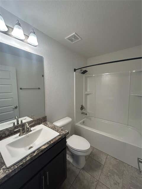 Tiny photo for 9155 SE 47th Ct Road, Ocala, FL 34480 (MLS # OM727391)