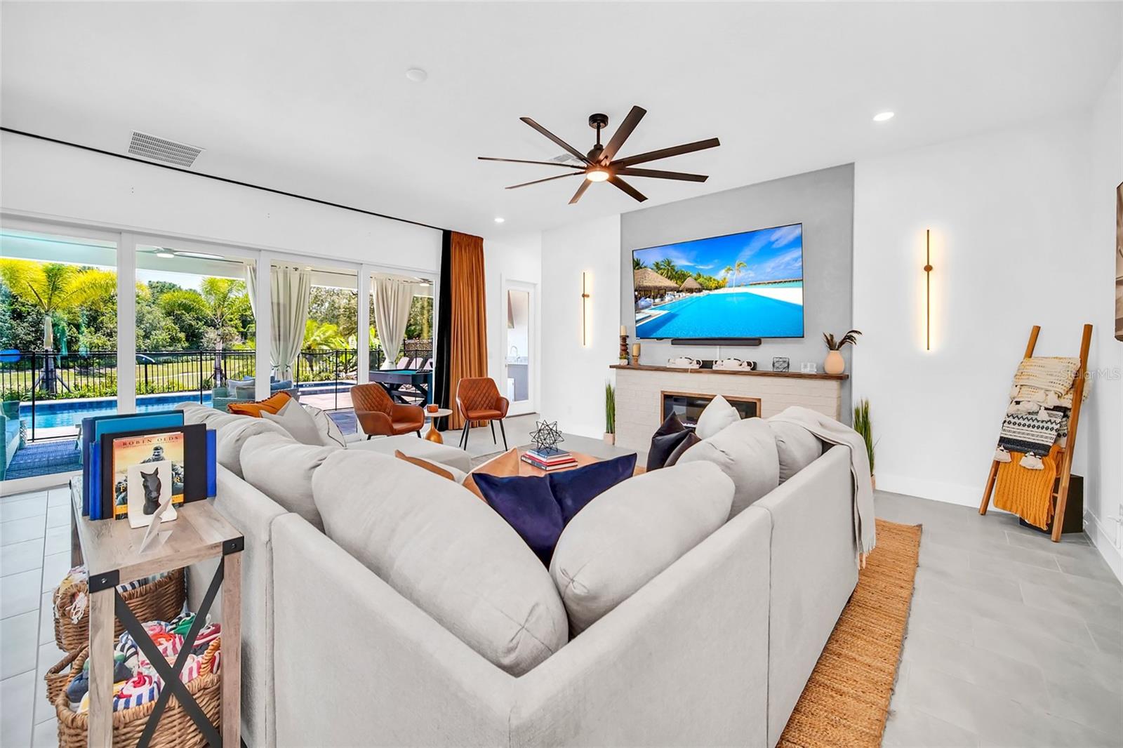 REUNION PH 1 PRCL 1 UNIT 1 - Residential