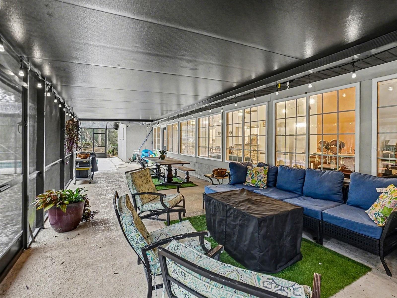 HANOVER WOODS - Residential