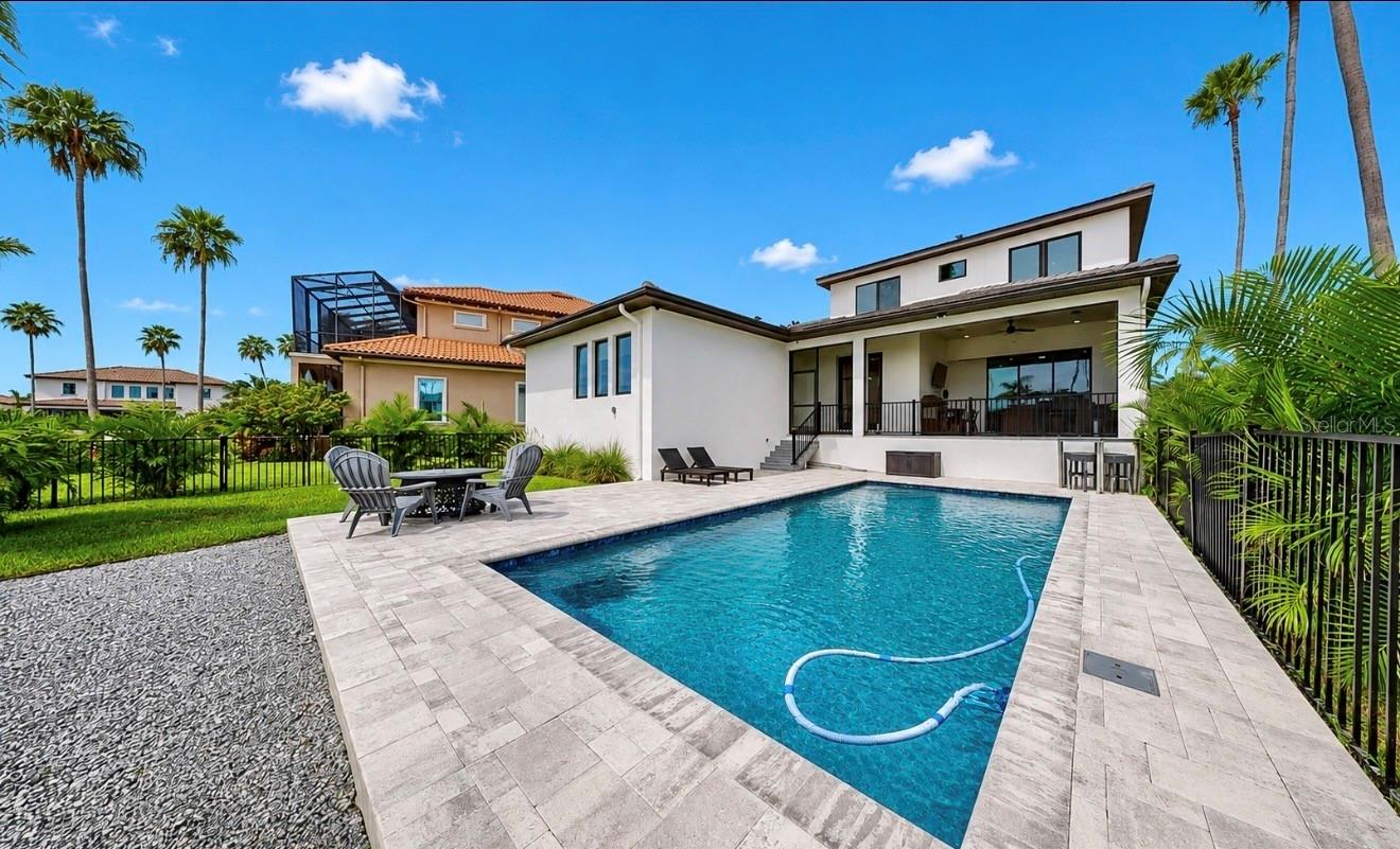 1406 ALHAMBRA DRIVE