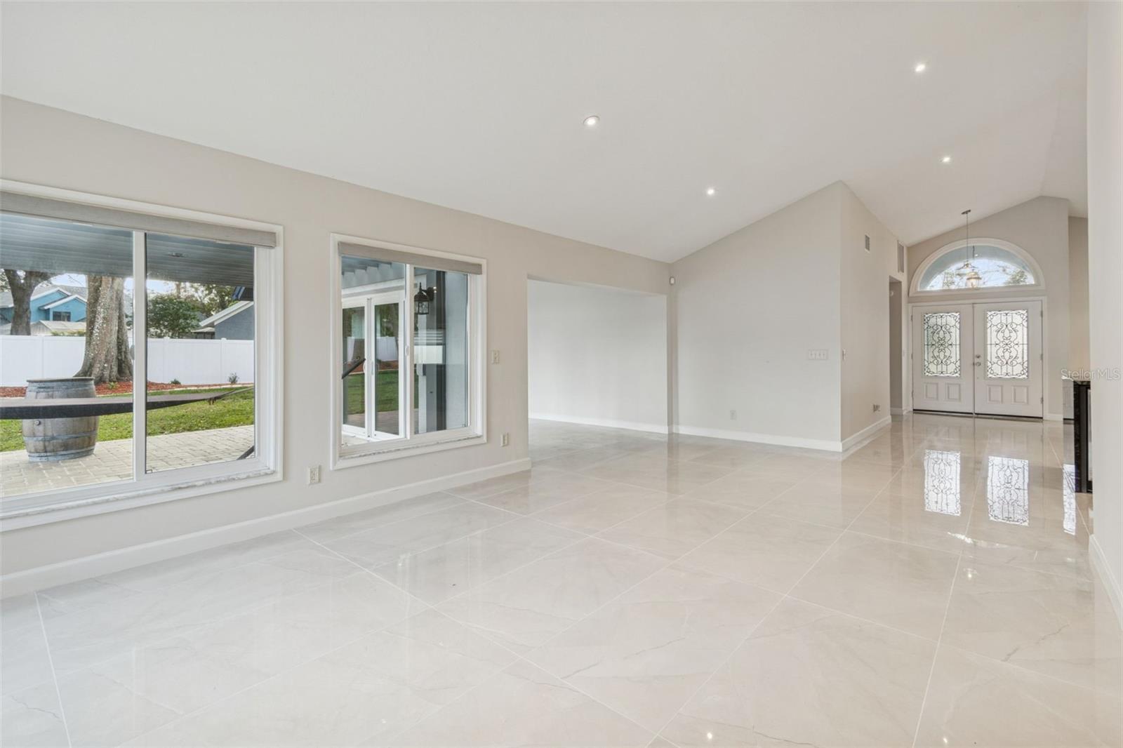 TAMPA PALMS UNIT 3B A REP - Residential