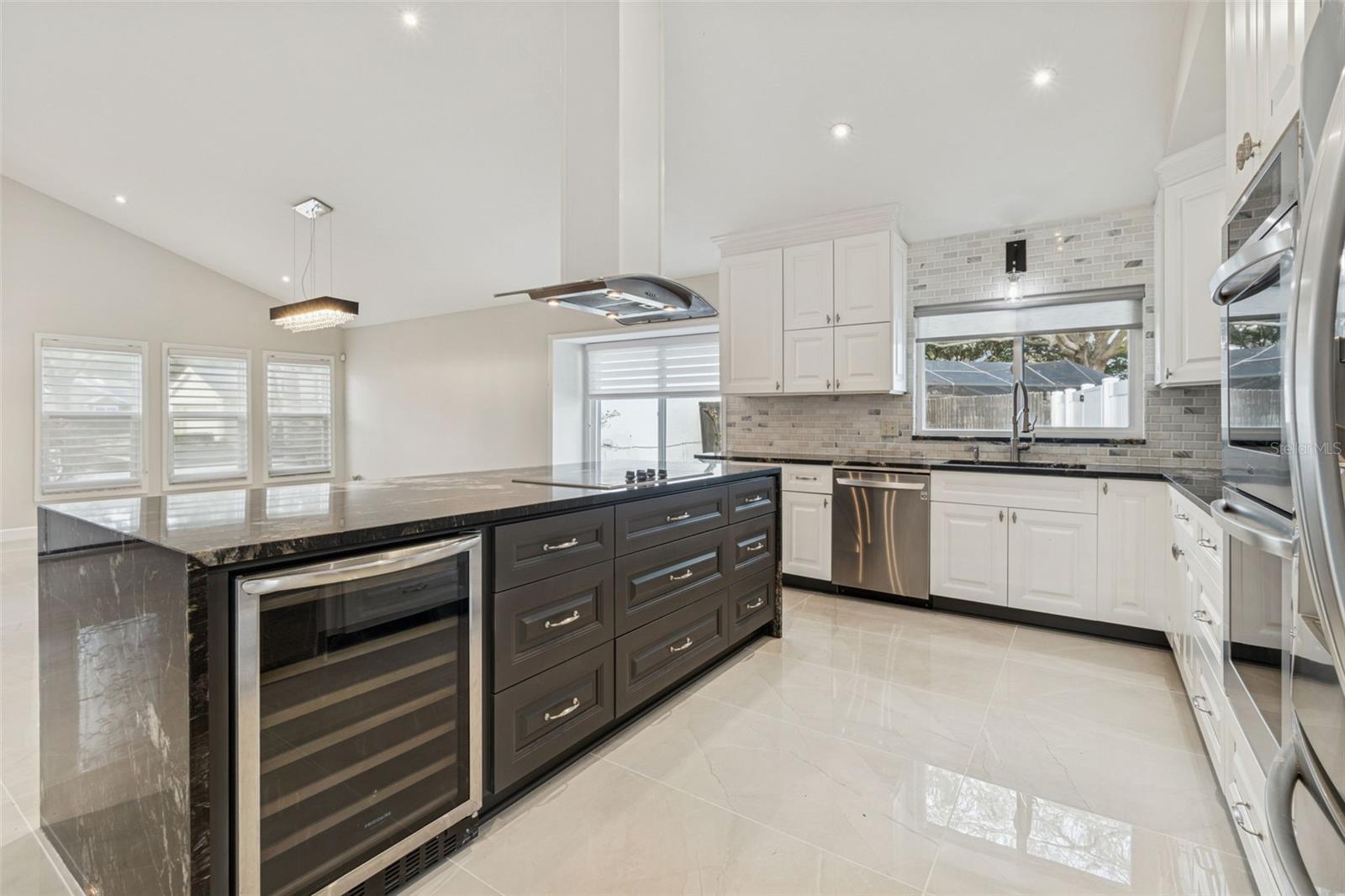 TAMPA PALMS UNIT 3B A REP - Residential