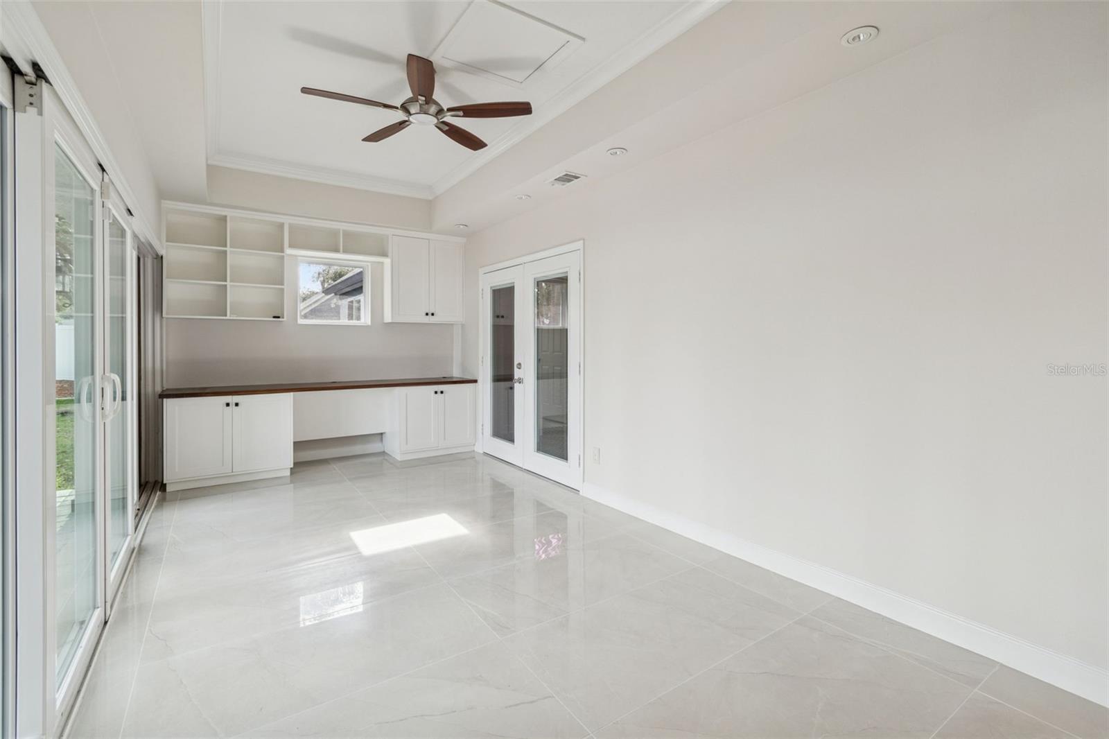 TAMPA PALMS UNIT 3B A REP - Residential