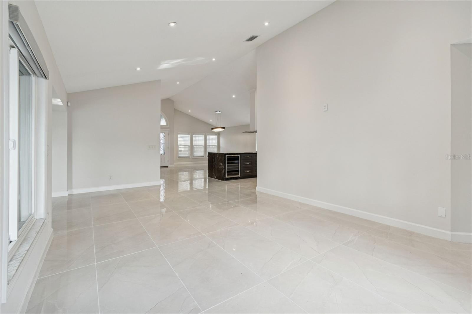 TAMPA PALMS UNIT 3B A REP - Residential