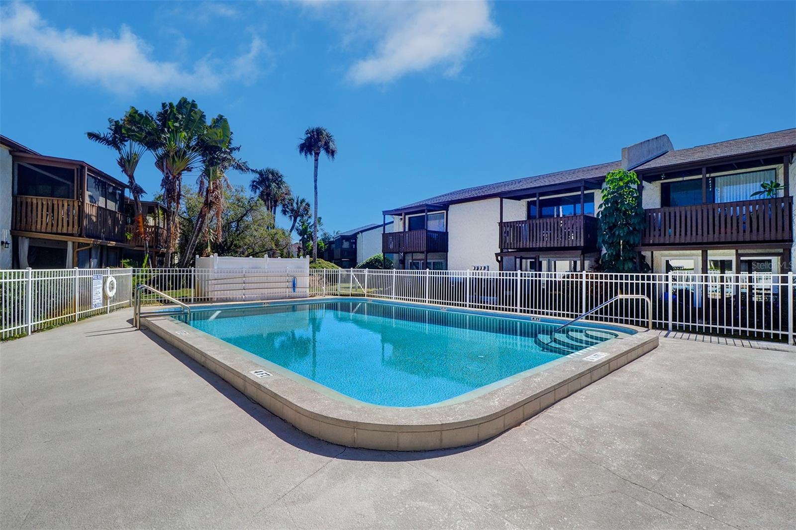 PEPPERTREE LAKE CONDO BLDG 24,SUITE 2401 TOGETHER - Residential