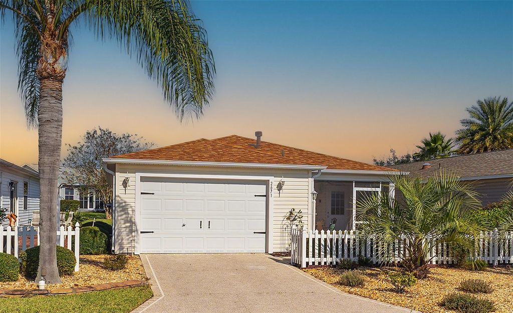 Photo of 2671 Collington Drive, The Villages, FL 32162 (MLS # G5104882)