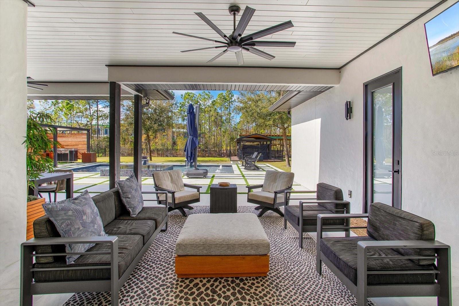 10416 POCKET LANE