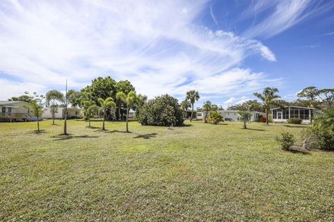 A home in PORT CHARLOTTE