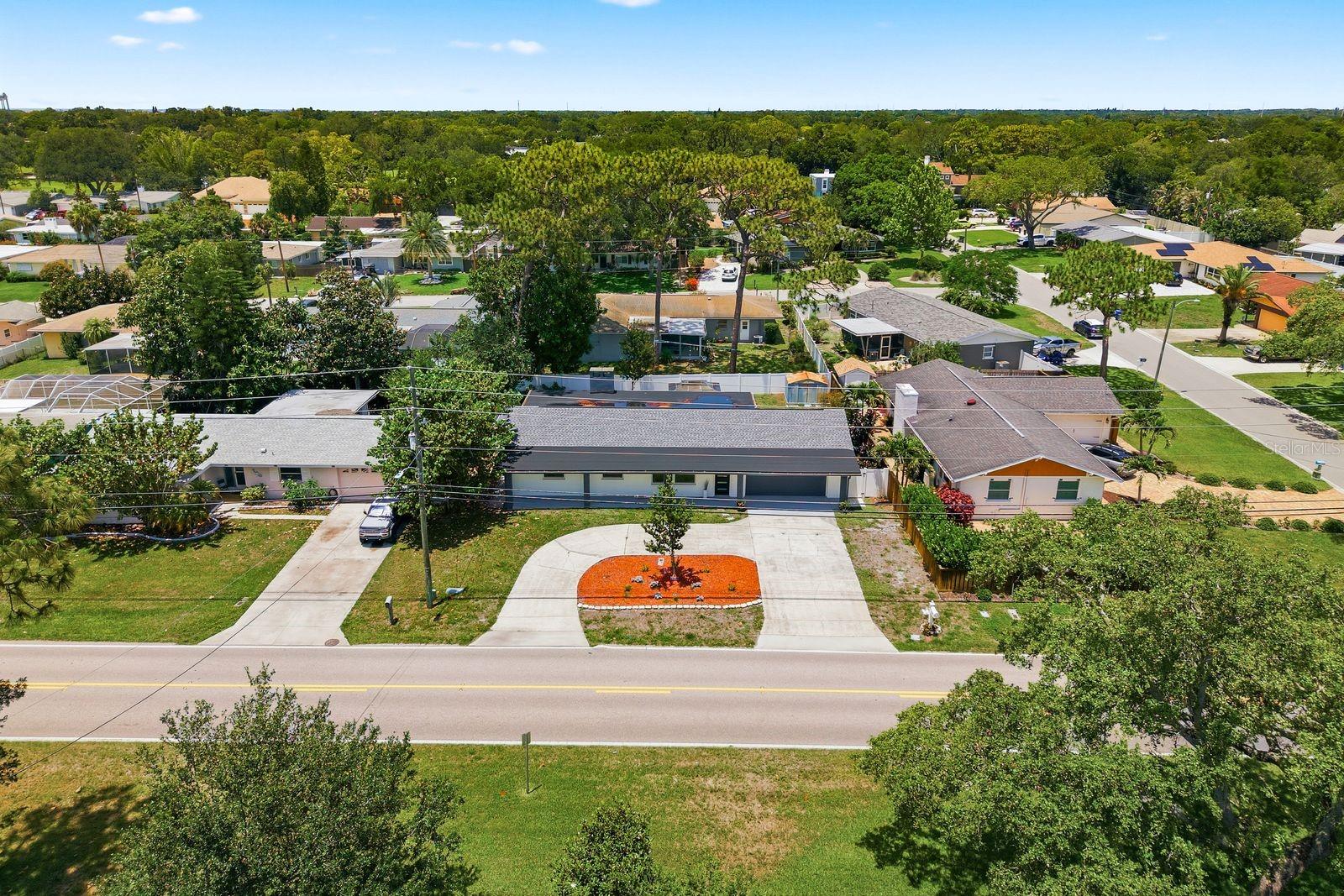 FAIRWAY MANOR - Residential
