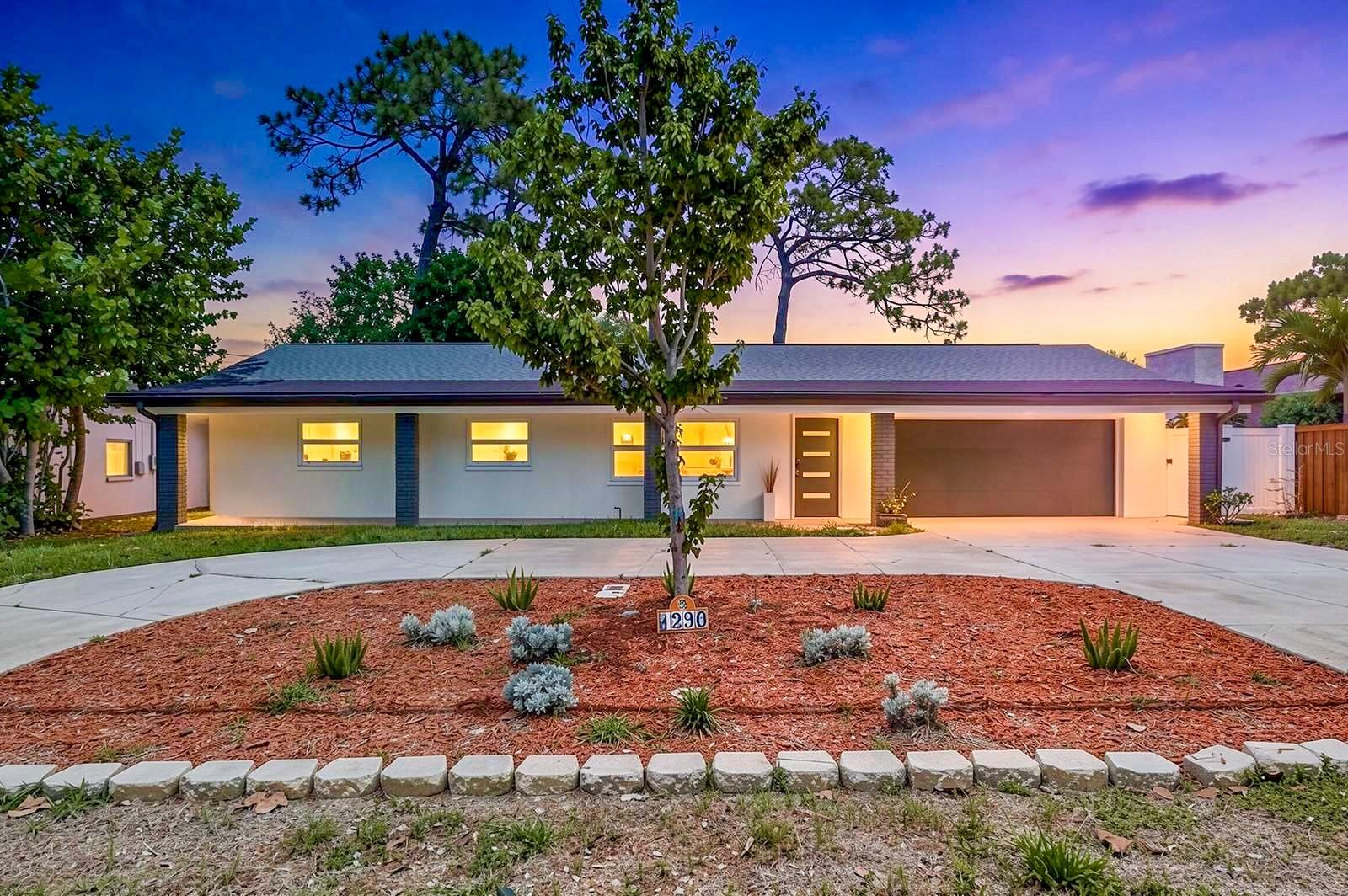 FAIRWAY MANOR - Residential