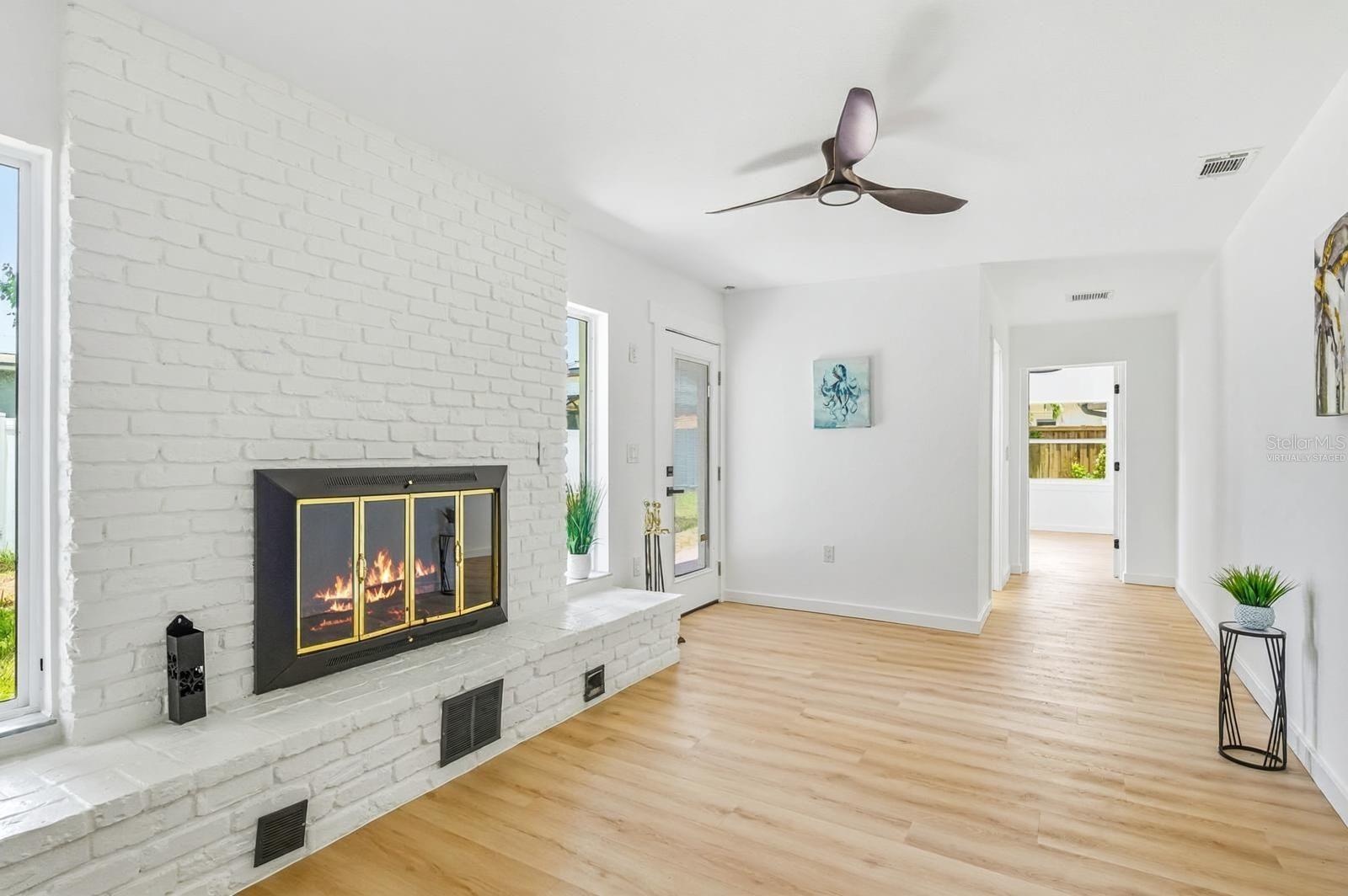 FAIRWAY MANOR - Residential