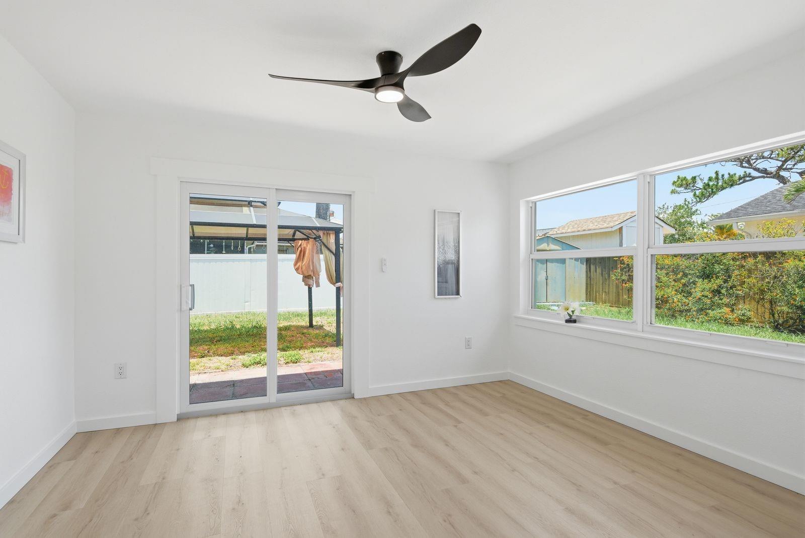 FAIRWAY MANOR - Residential