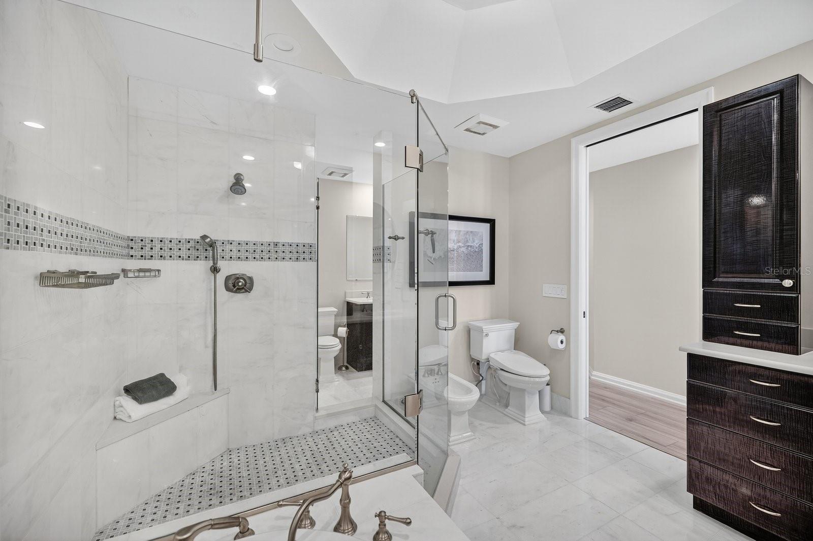 L AMBIANCE 1 - Residential