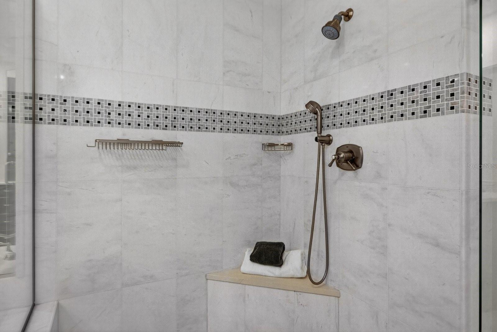 L AMBIANCE 1 - Residential