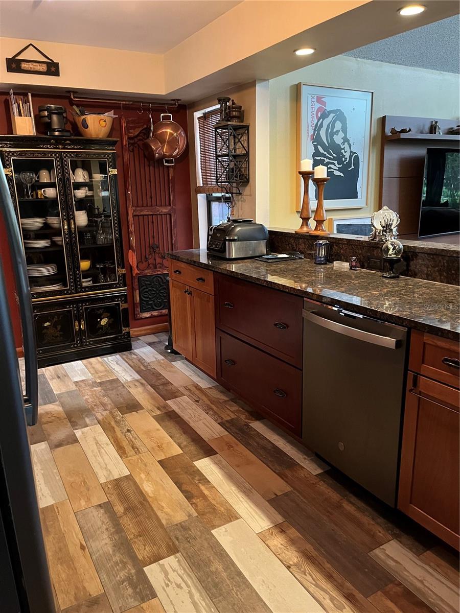 ACREAGE - Residential