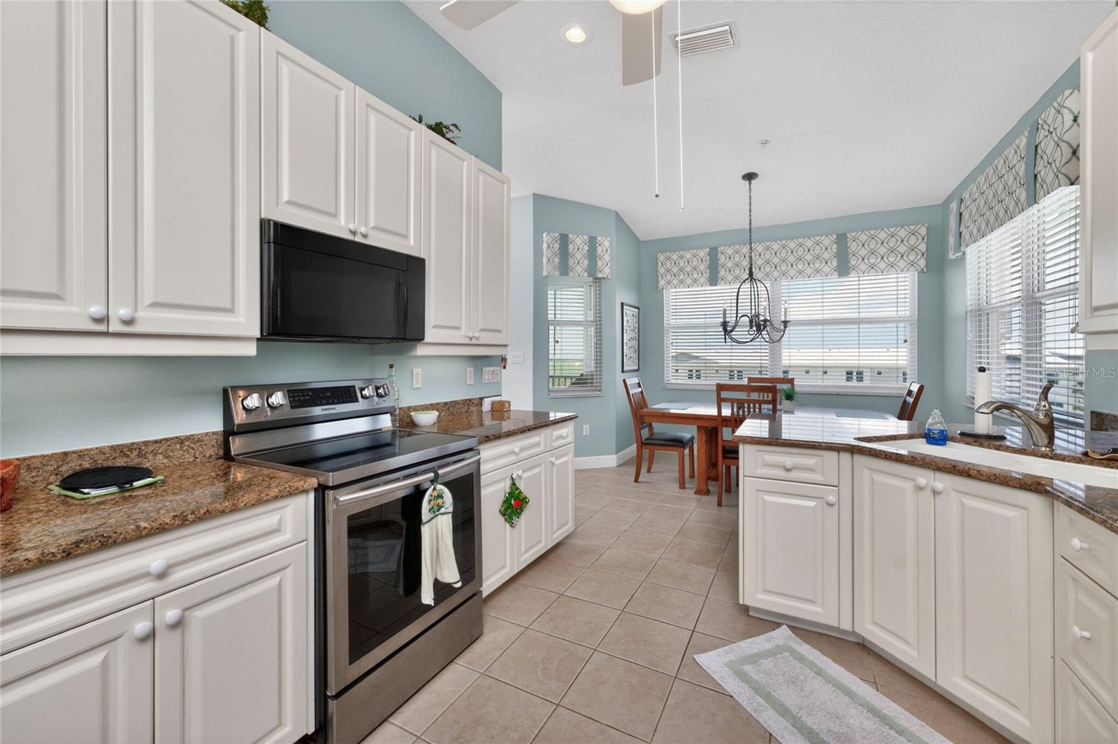 CAPTAINS LANDING - Residential