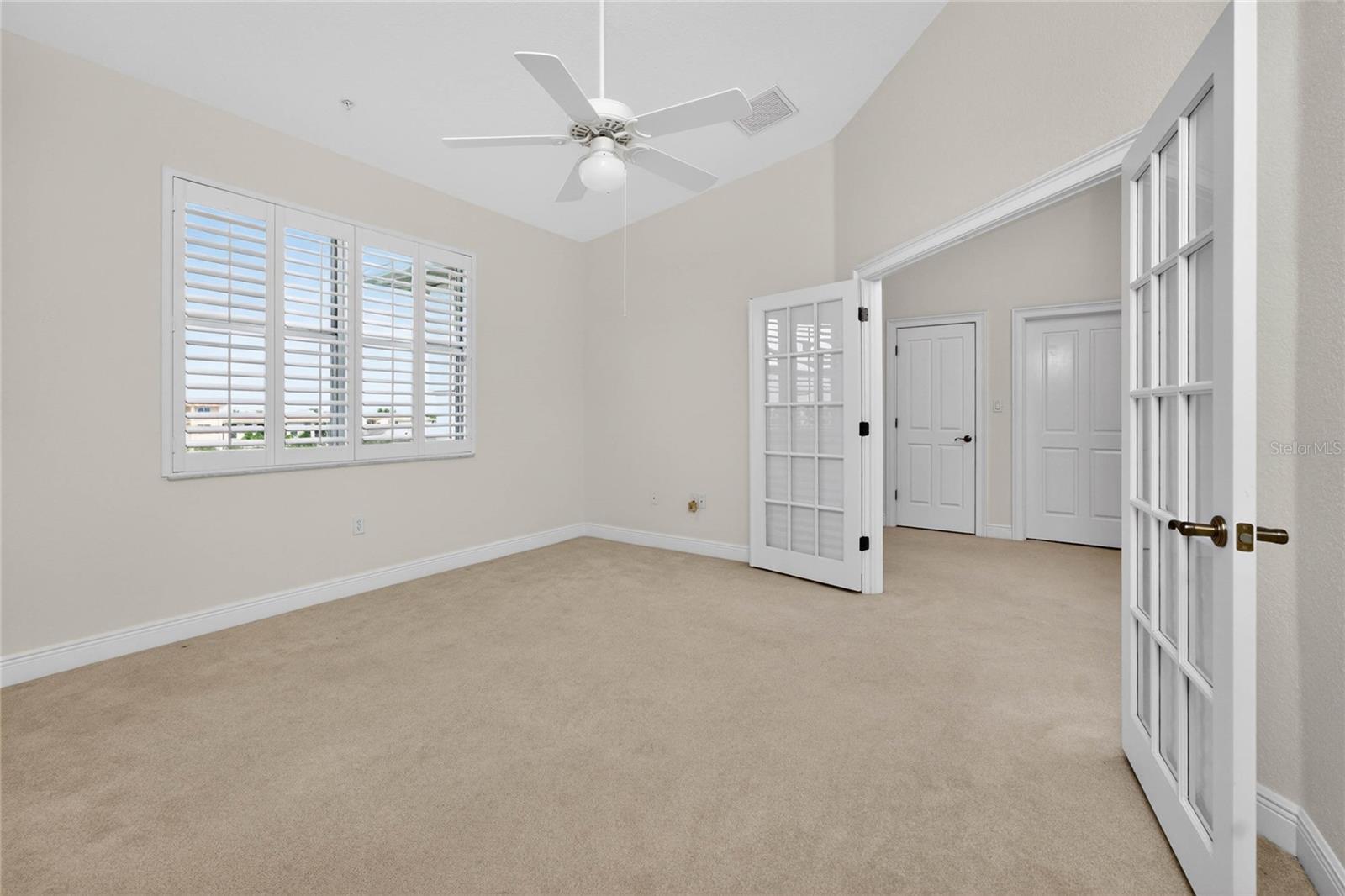 CAPTAINS LANDING - Residential