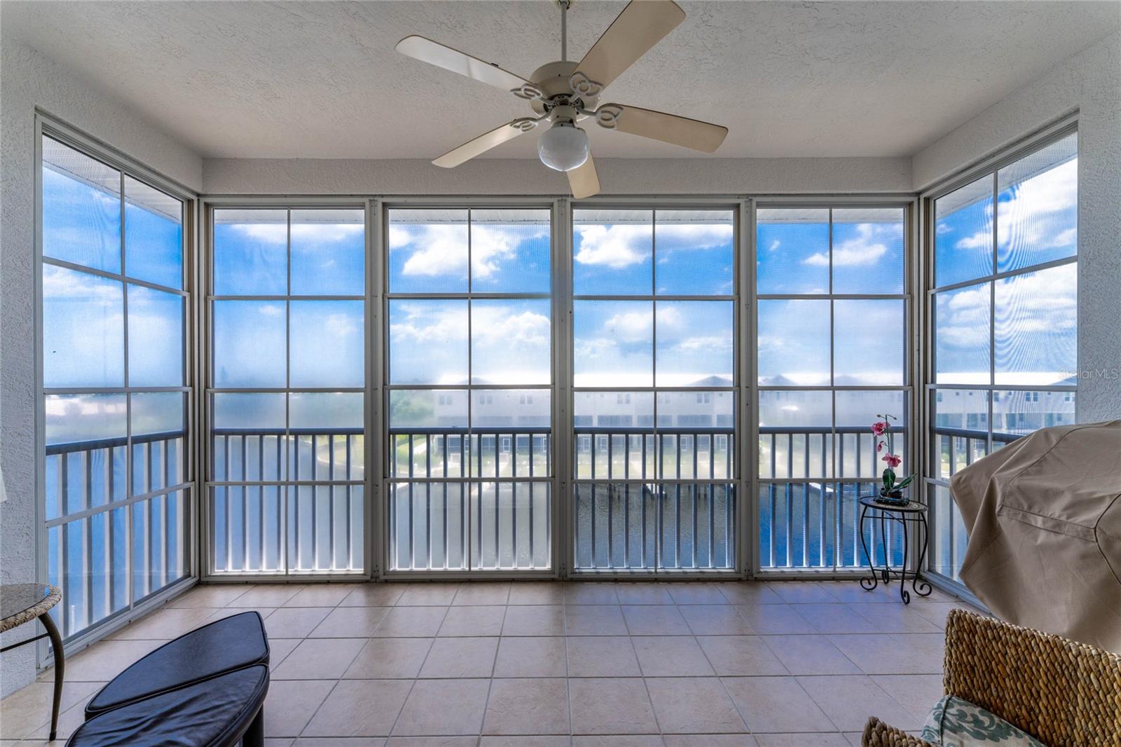 CAPTAINS LANDING - Residential