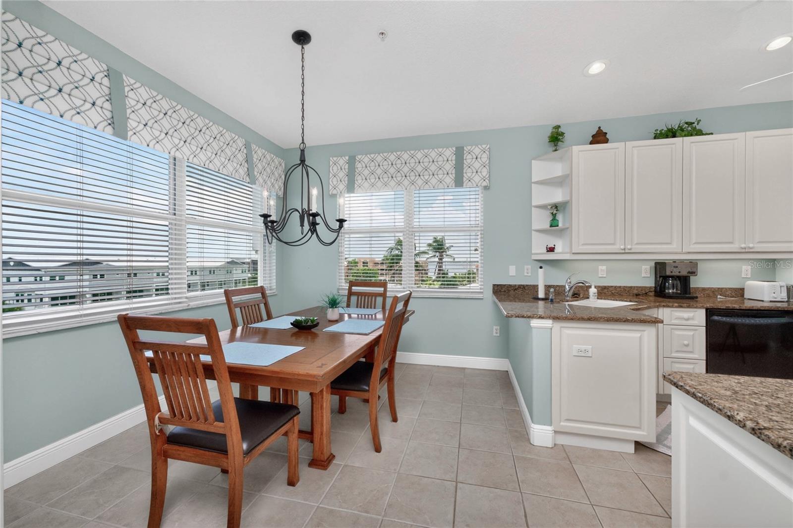 CAPTAINS LANDING - Residential