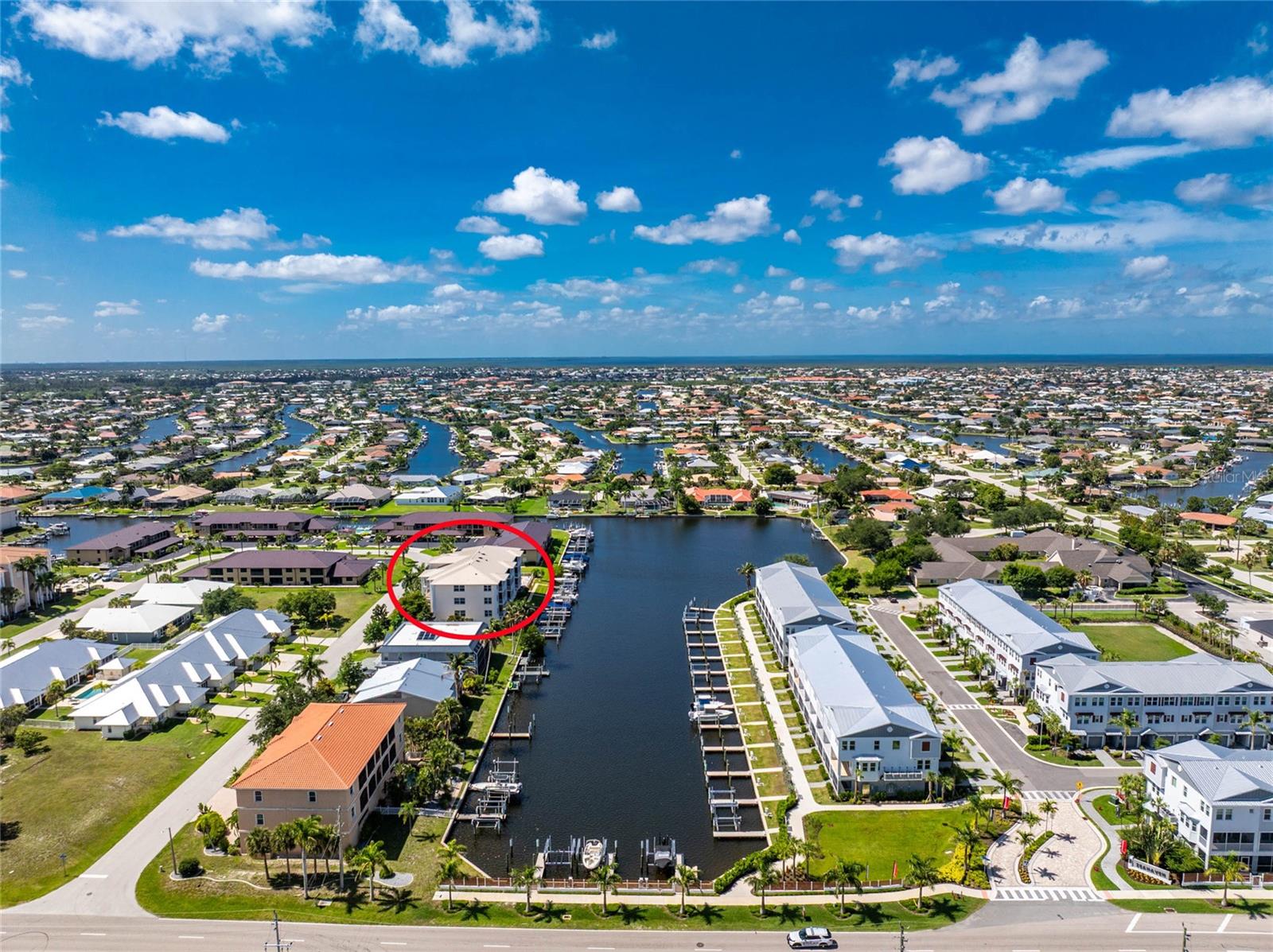 CAPTAINS LANDING - Residential