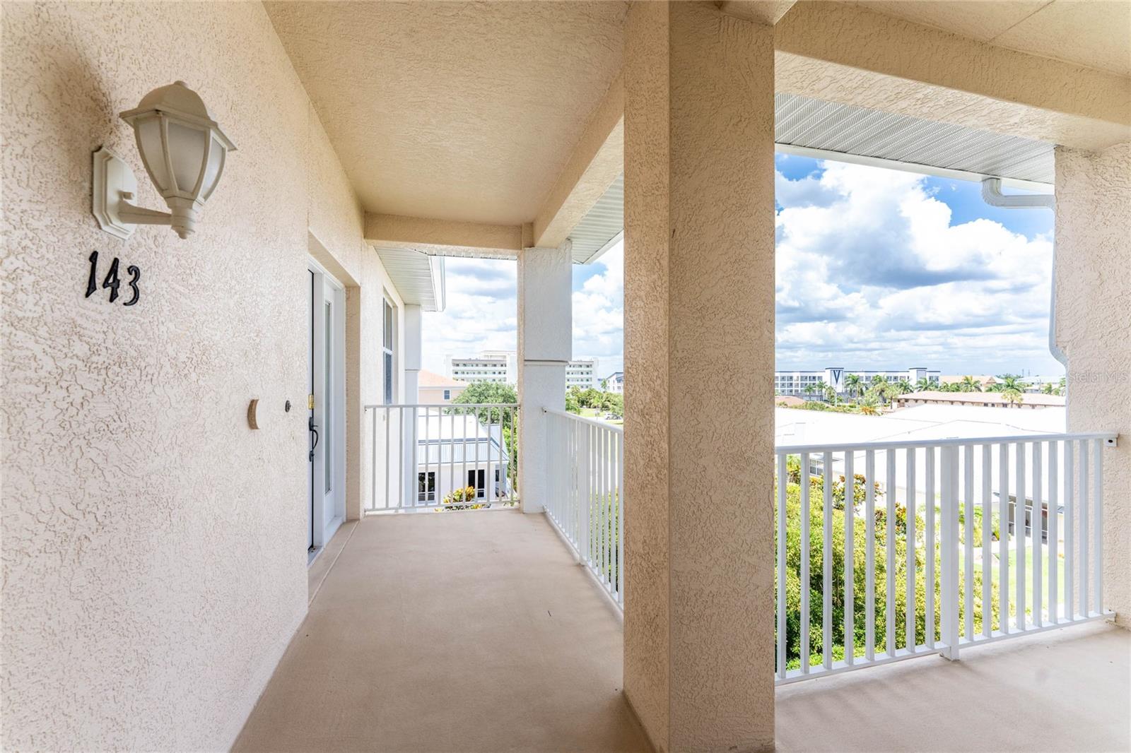 CAPTAINS LANDING - Residential