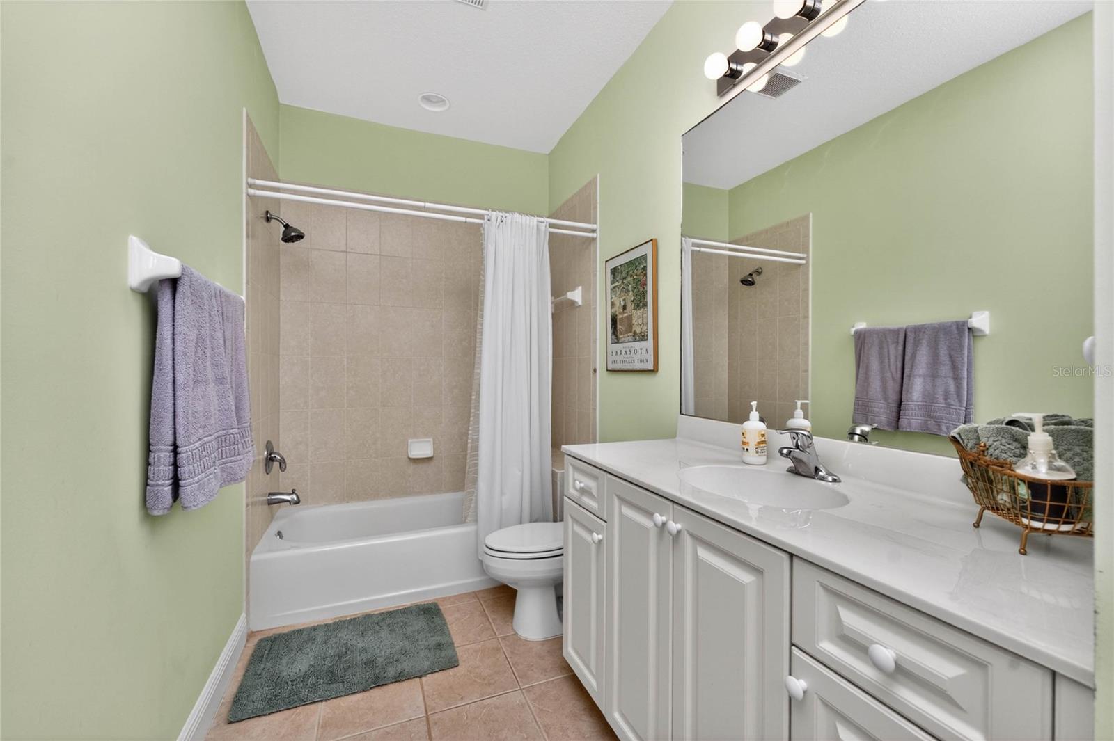 CAPTAINS LANDING - Residential