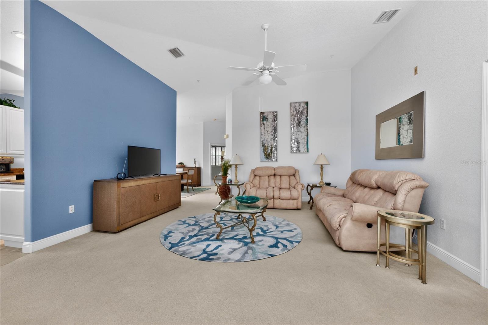 CAPTAINS LANDING - Residential