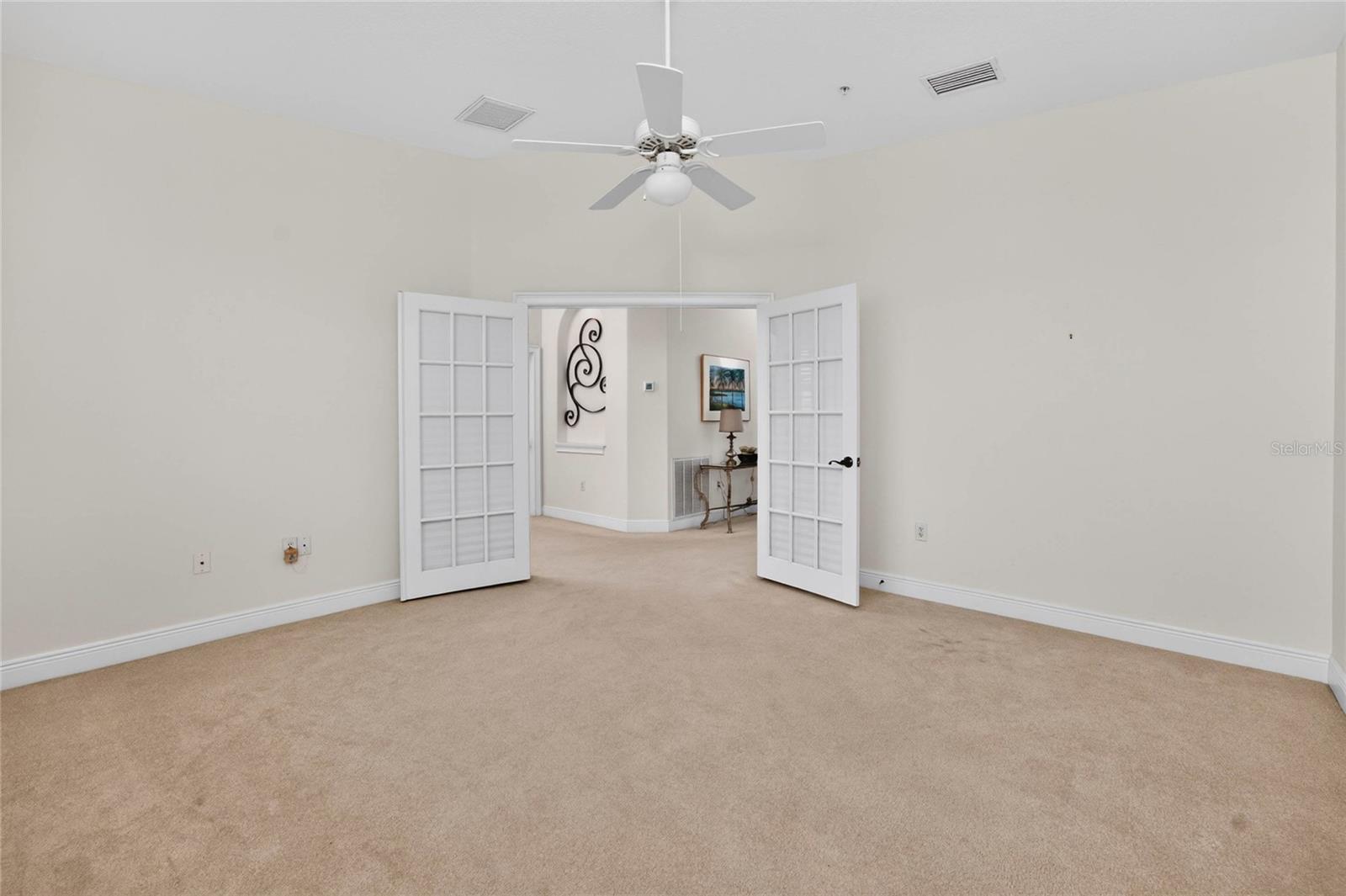 CAPTAINS LANDING - Residential