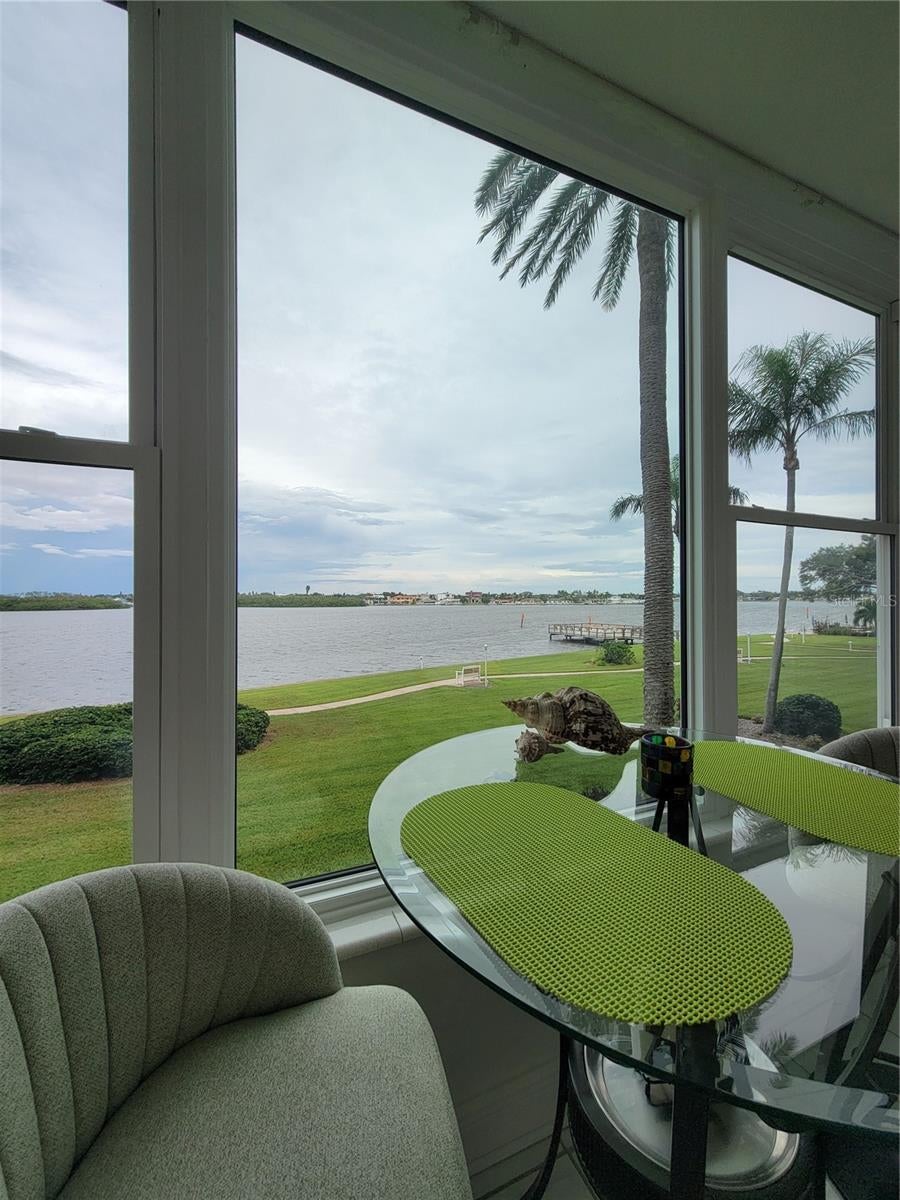 1847 SHORE DRIVE S 204