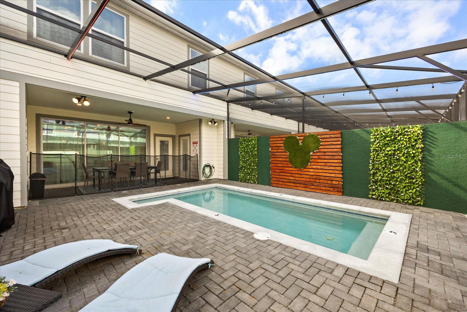 WINDSOR ISLAND RESIDENCE PH 3 - Residential