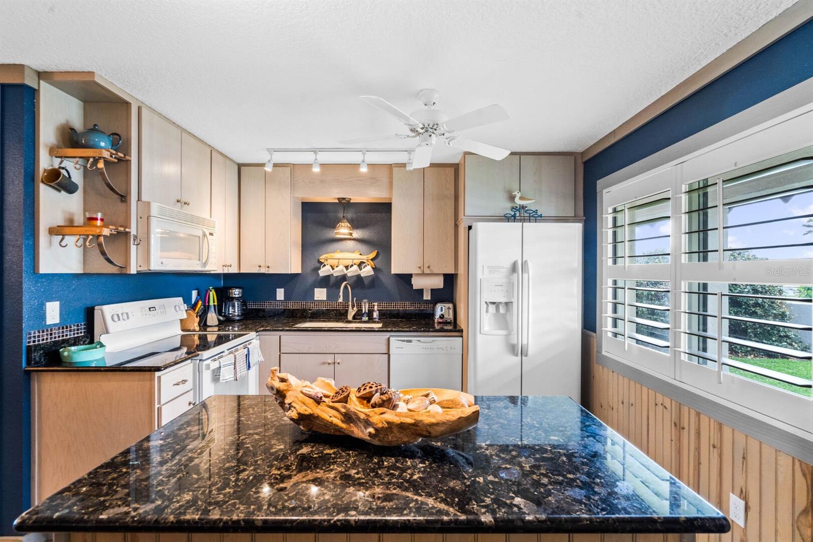 CHATEAU BY SEA - Residential Lease