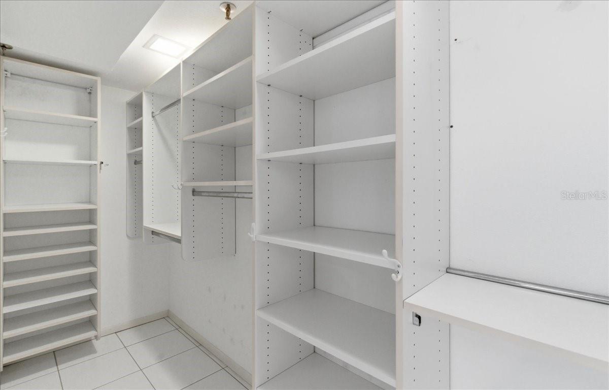 BEACHPLACE III - Residential