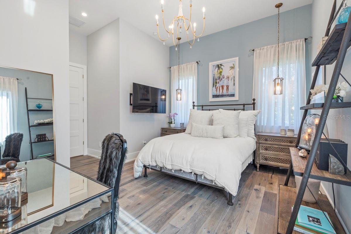 THE RESERVE AT INTERLACHEN - Residential