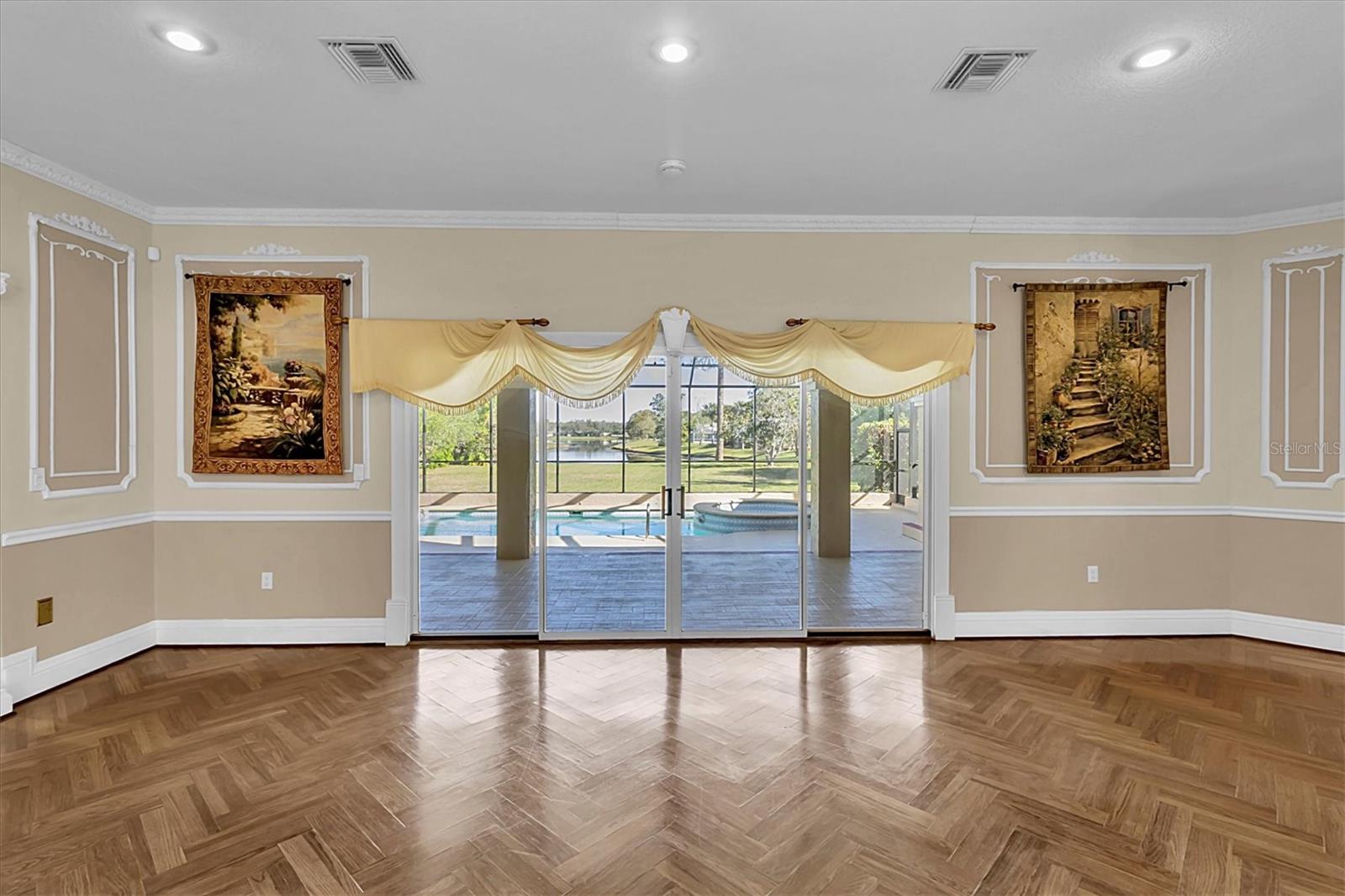 LAKE IN THE WOODS PH I - Residential