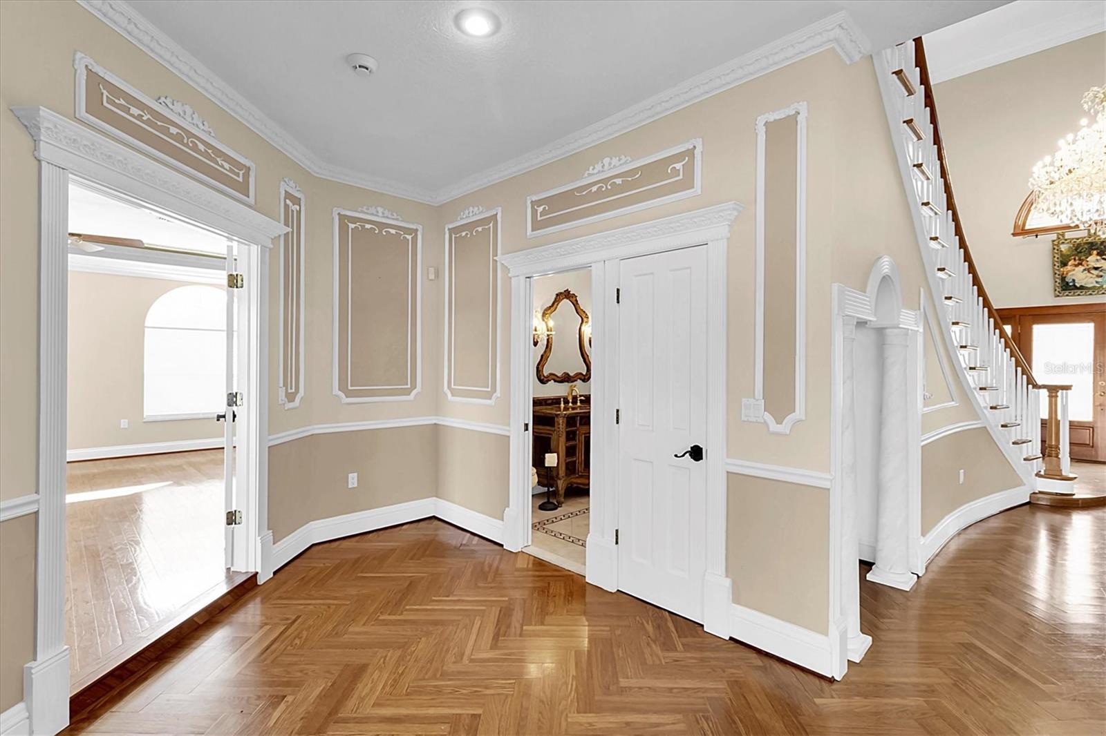 LAKE IN THE WOODS PH I - Residential