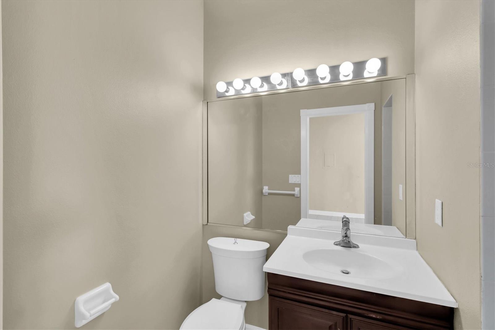 LAKE IN THE WOODS PH I - Residential