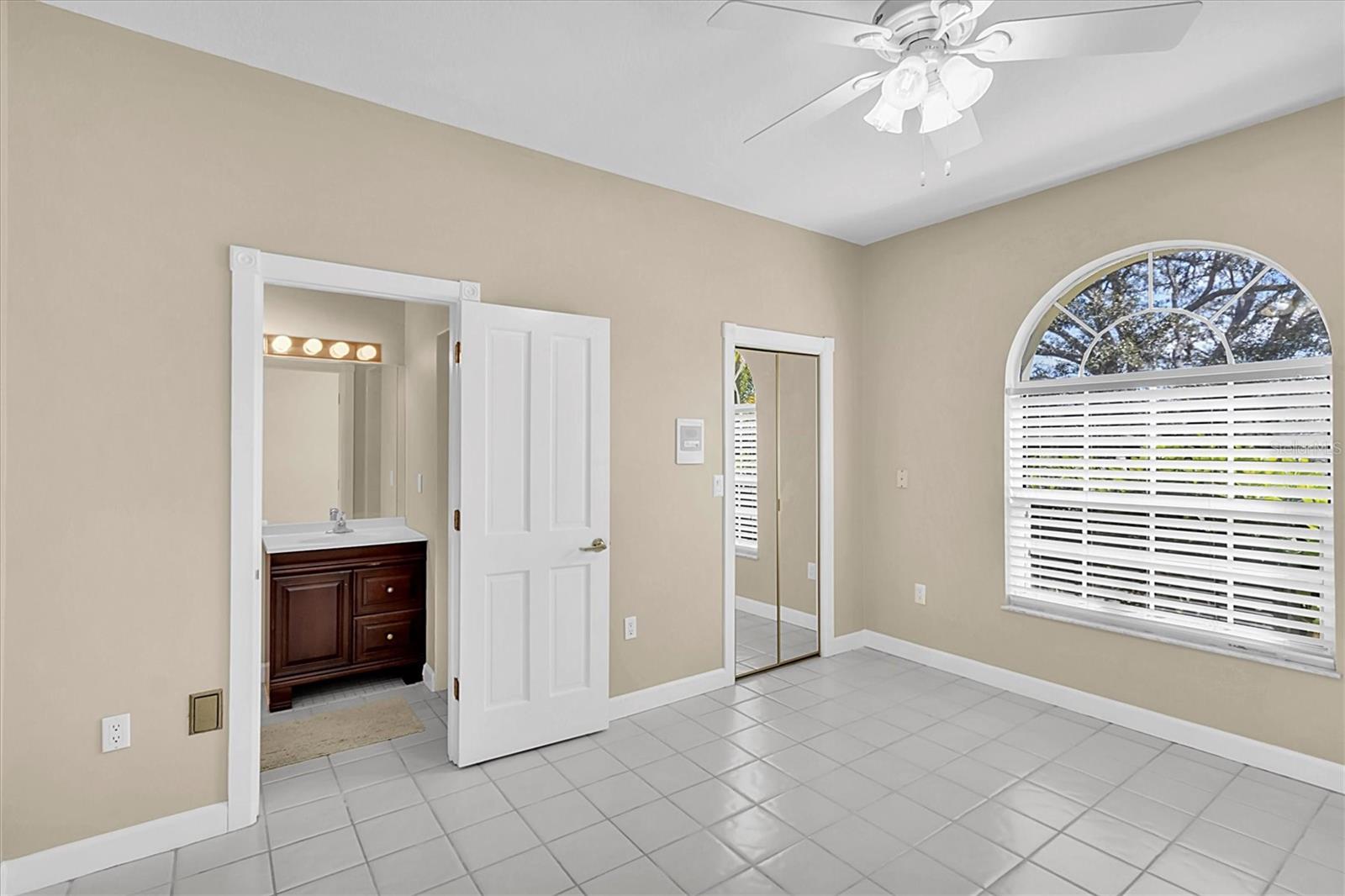 LAKE IN THE WOODS PH I - Residential