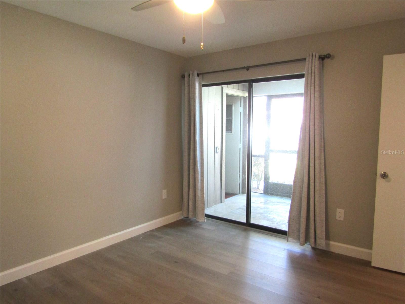 VILLAGE OAKS SEC B - Residential