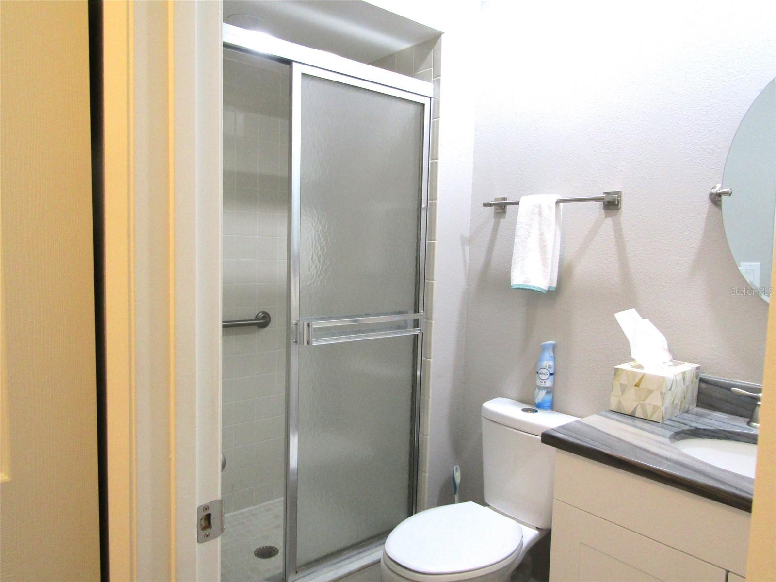 VILLAGE OAKS SEC B - Residential