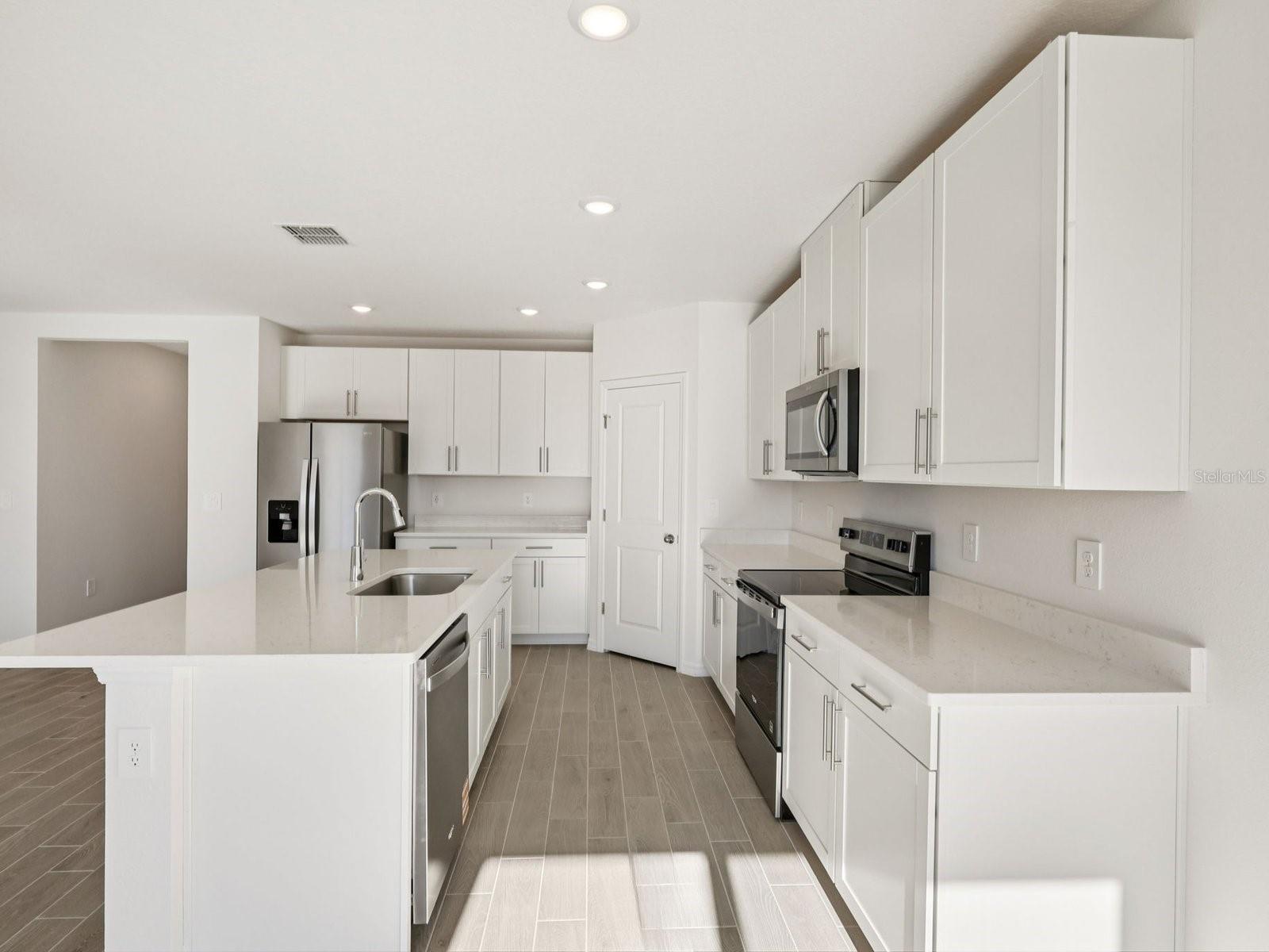 THE GROVE AT STUART CROSSING - Residential