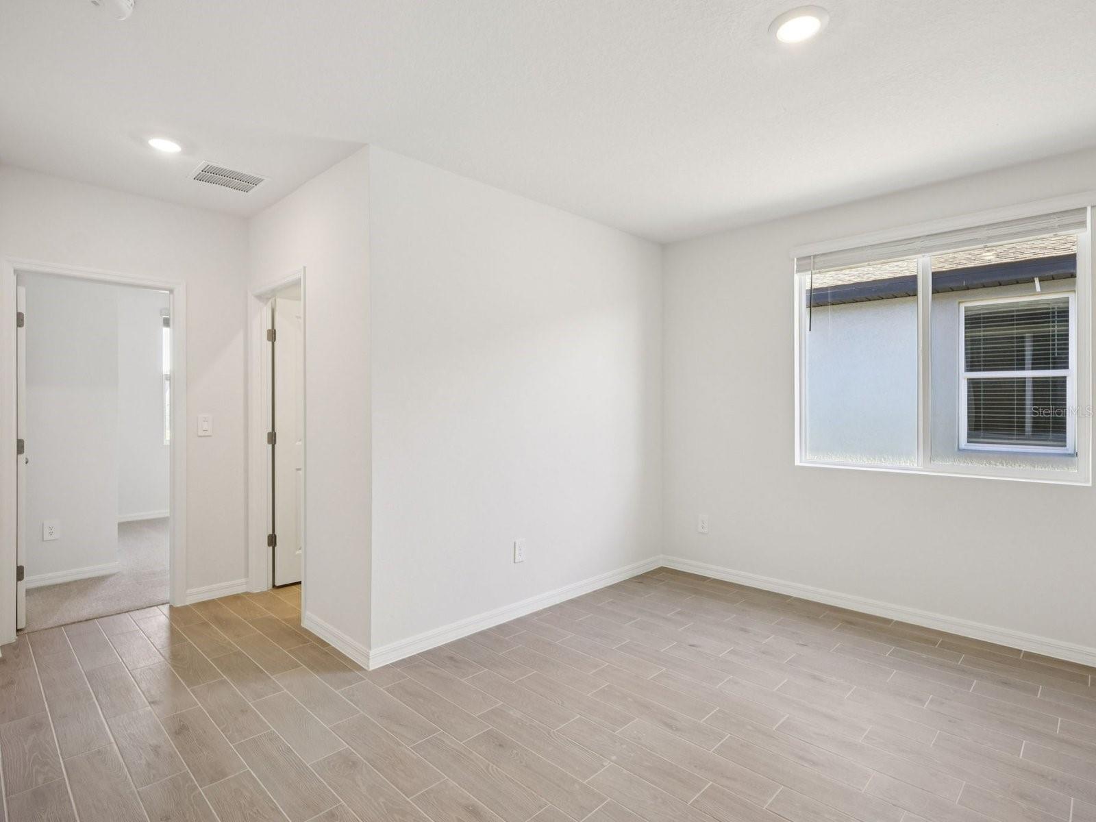 THE GROVE AT STUART CROSSING - Residential