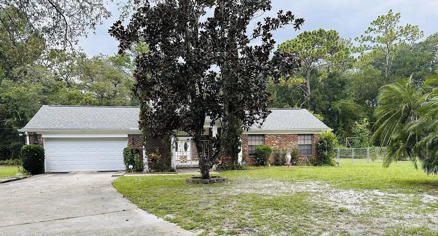 LE TOURNEAU ACRES - Residential