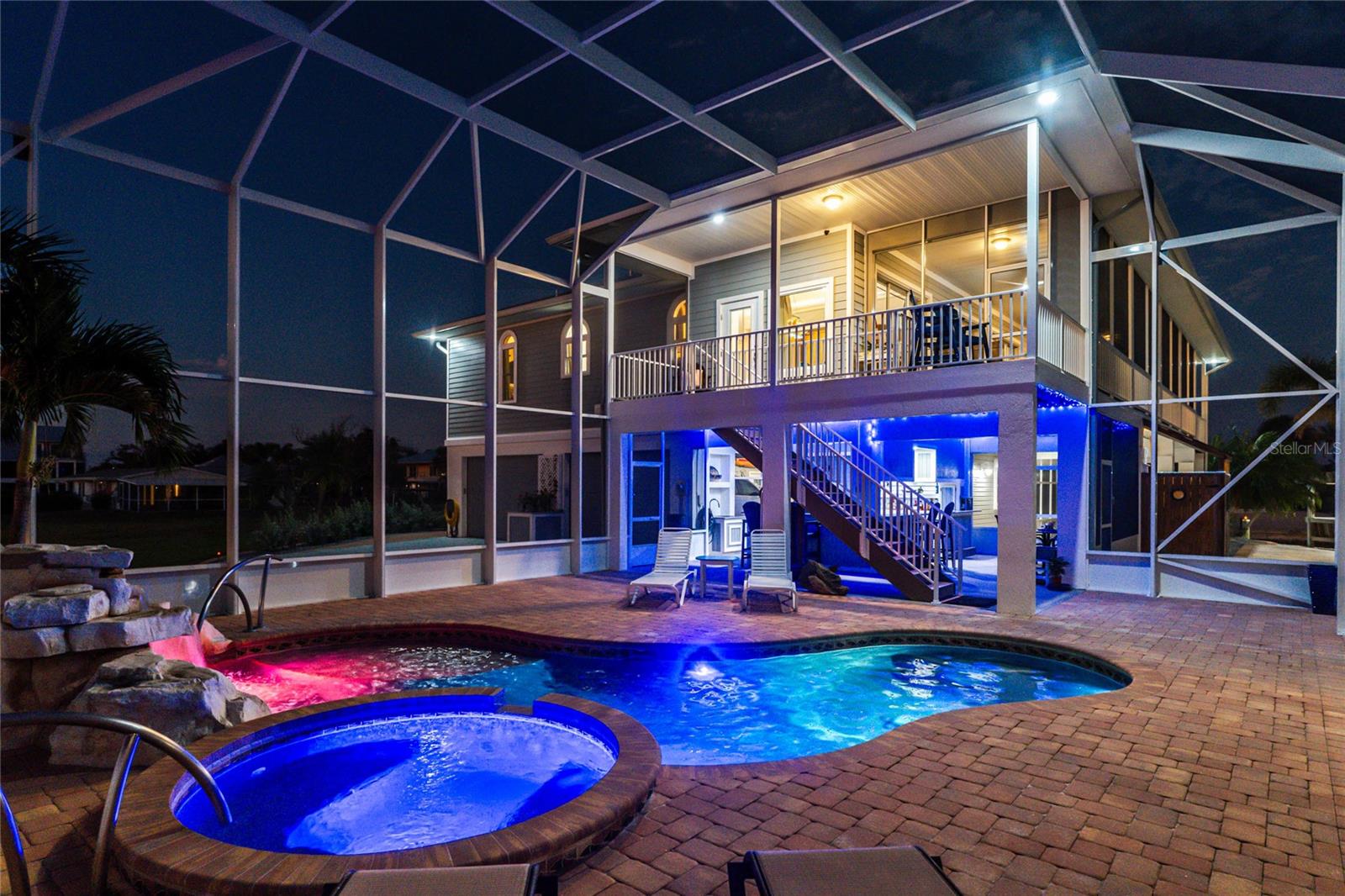 PINE COVE - Residential