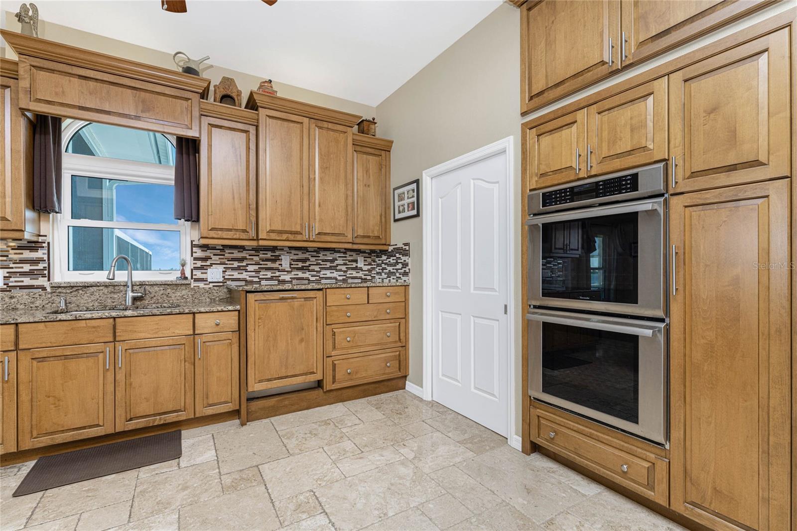 PINE COVE - Residential